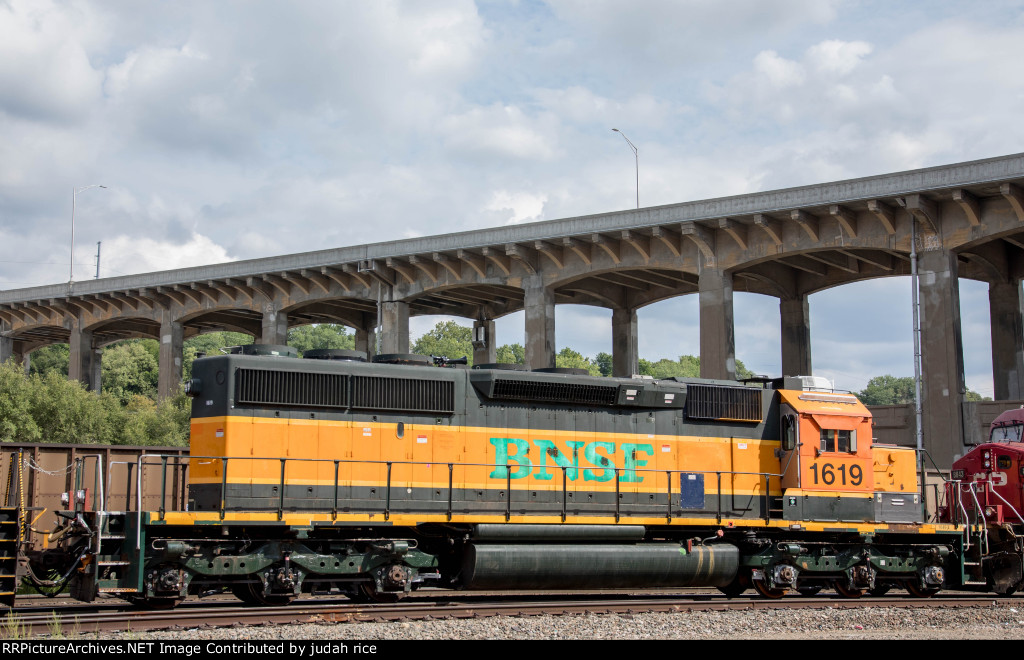 BNSF 1619